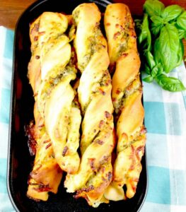 Pesto Garlic Bread Sticks