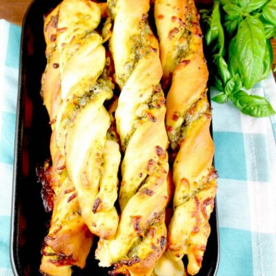 Pesto Garlic Bread Sticks